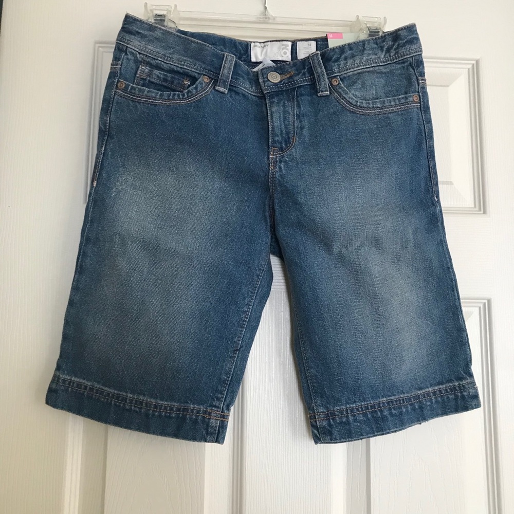 Old Navy girls denim Bermuda shorts